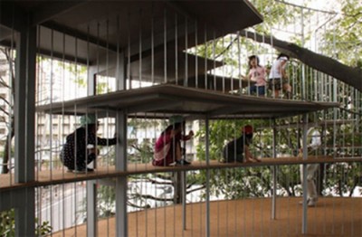 有趣的玻璃树屋幼儿园，室内与室外完美融合--阿里百秀
